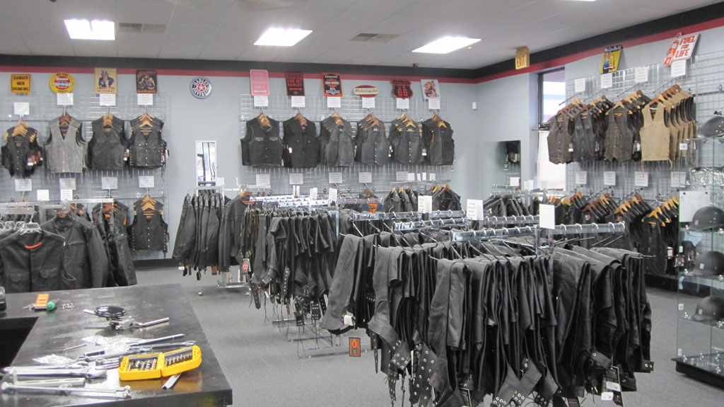 Leather apparel 2025 stores near me